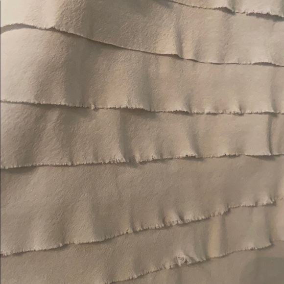 BCBG 100% silk layered skirt - Picture 2 of 5